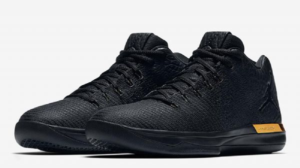 Nike Air Jordan 31 Low Tops Sko Herre Svarte Gull