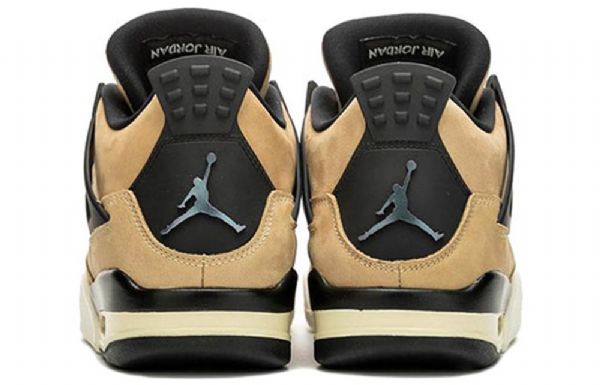 Nike Air Jordan 4 Retro Basketball Shoes Dame Brune Svarte