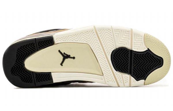 Nike Air Jordan 4 Retro Basketball Shoes Dame Brune Svarte