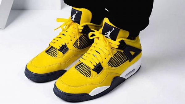 Nike Air Jordan 4ning Sko Dame Gul