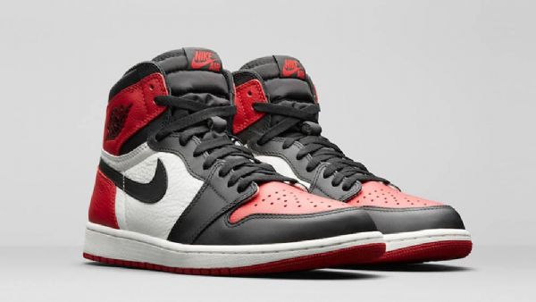 Nike Air Jordan 1 Bred Tå Sko Herre Svarte Hvite Rød