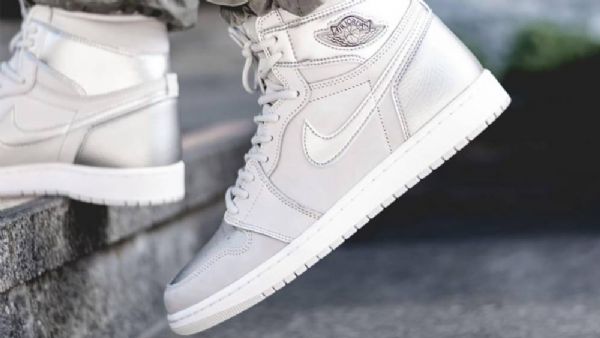 Nike Air Jordan 1 High Tops Og Japan Sko Dame Grå