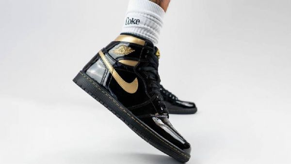 Nike Air Jordan 1 High Tops Og Patent Sko Herre Svarte Gull