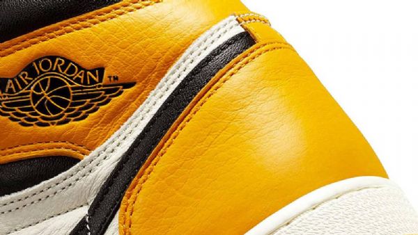 Nike Air Jordan 1 High Tops Og Tå Taxi Sko Herre Svarte Gul Hvite
