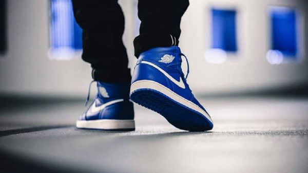 Nike Air Jordan 1 Hyper Royal Sko Herre Blå