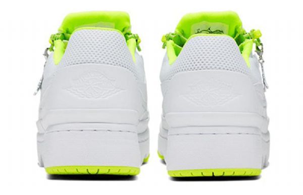 Nike Air Jordan 1 Jester Xx Low Tops Atletiske Sko Dame Hvite