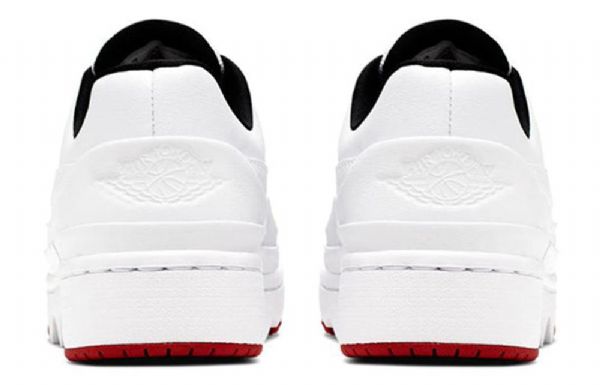 Nike Air Jordan 1 Jester Xx Low Tops Laced Retro Basketball Shoes Dame Hvite Svarte