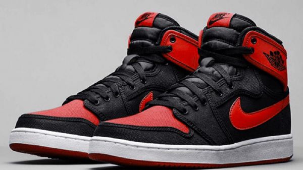 Nike Air Jordan 1 Ko Bred Sko Herre Svarte Rød