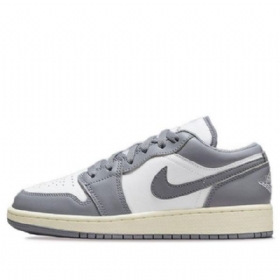 Nike Air Jordan 1 Low Tops Gs Basketsko Herre Grå