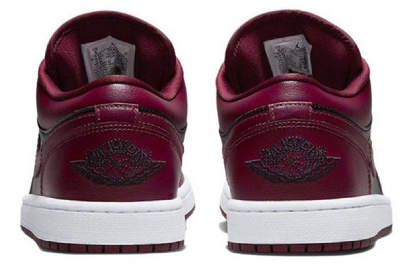 Nike Air Jordan 1 Low Tops Retro Basketball Shoes Dame Burgunder Svarte