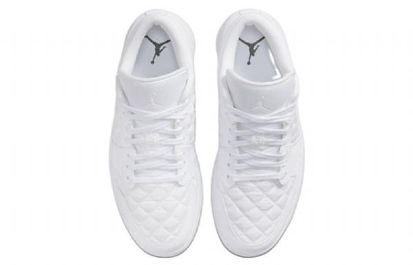 Nike Air Jordan 1 Low Tops Retro Basketball Shoes Dame Hvite