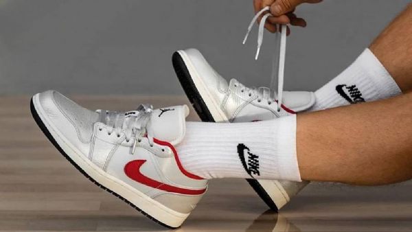 Nike Air Jordan 1 Low Tops Sko Herre Hvite Rød