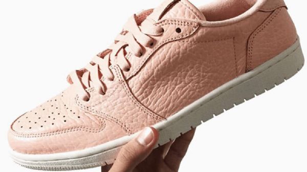 Nike Air Jordan 1 Low Tops Swooshless Sko Herre Rosa