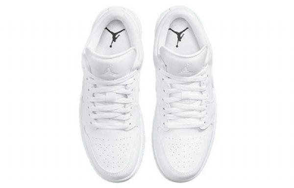 Nike Air Jordan 1 Low Tops Triple Retro Basketball Shoes Dame Hvite