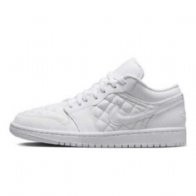 Nike Air Jordan 1 Low Tops Vattert Triple Sko Dame Hvite