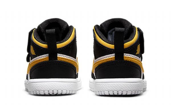 Nike Air Jordan 1 Mid Tops Alt Sko Barn Svarte Hvite Gull