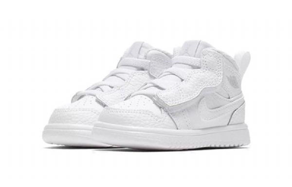 Nike Air Jordan 1 Mid Tops Alt Td Legacy Retro Basketball Shoes Barn Hvite