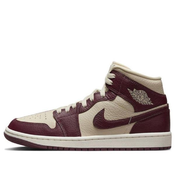 Nike Air Jordan 1 Mid Tops Beach Cherrywood Sko Dame Burgunder Khaki