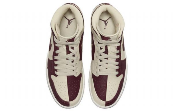 Nike Air Jordan 1 Mid Tops Beach Cherrywood Sko Dame Burgunder Khaki