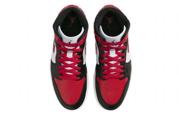 Nike Air Jordan 1 Mid Tops Bred Tå Retro Basketball Shoes Dame Svarte Rød