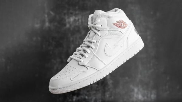 Nike Air Jordan 1 Mid Tops Euro Tour Sko Herre Hvite