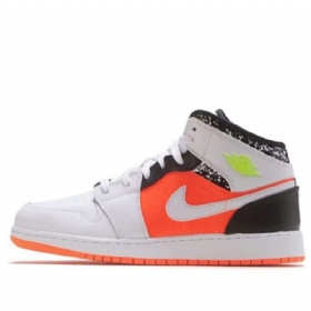 Nike Air Jordan 1 Mid Tops Gs Basketsko Herre Hvite