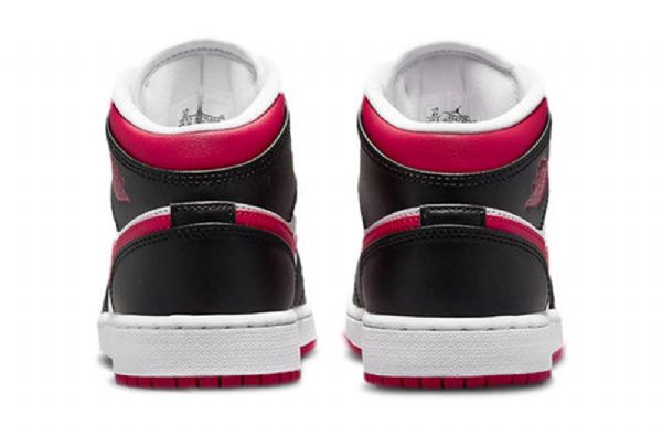 Nike Air Jordan 1 Mid Tops Gs Basketsko Herre Hvite