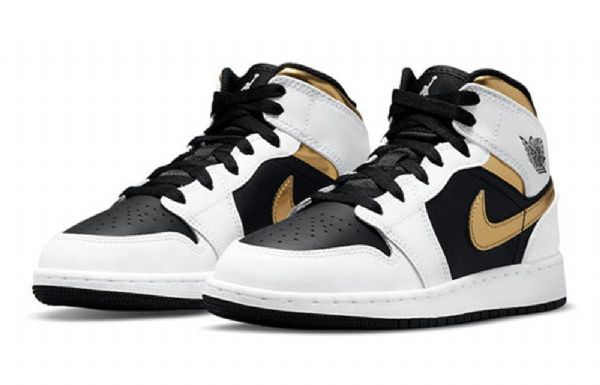 Nike Air Jordan 1 Mid Tops Gs Basketsko Herre Hvite Gull