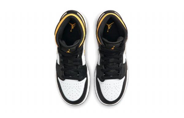Nike Air Jordan 1 Mid Tops Gs Basketsko Herre Svarte Gull