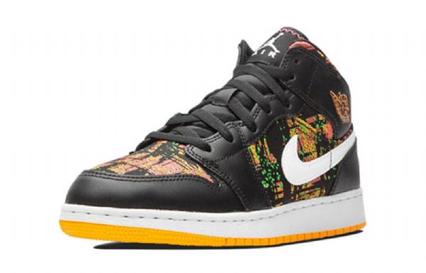 Nike Air Jordan 1 Mid Tops Gs Basketsko Herre Svarte Oransje