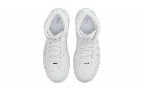 Nike Air Jordan 1 Mid Tops Gs Retro Basketball Shoes Herre Hvite