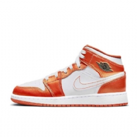 Nike Air Jordan 1 Mid Tops Gs Sko Dame Hvite Oransje