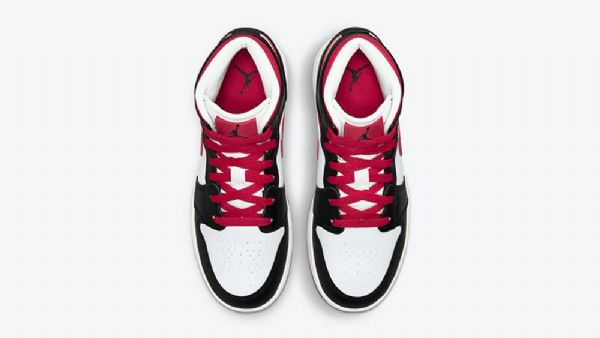 Nike Air Jordan 1 Mid Tops Gs Sko Dame Hvite Svarte Rød