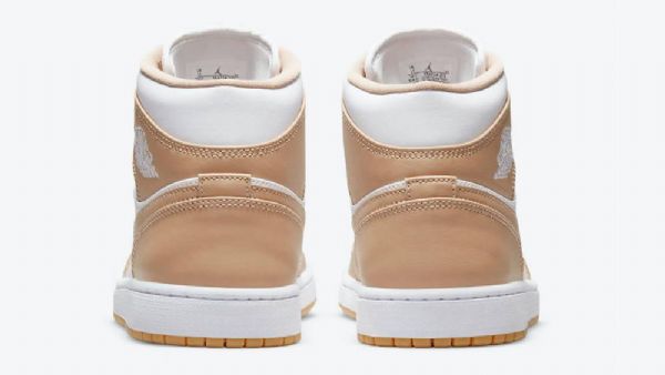 Nike Air Jordan 1 Mid Tops Hemp Sko Dame Brune Hvite