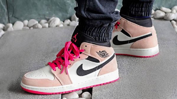 Nike Air Jordan 1 Mid Tops Hyper Sko Dame Rosa