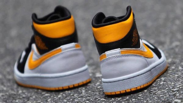 Nike Air Jordan 1 Mid Tops Laser Sko Dame Oransje