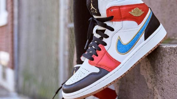 Nike Air Jordan 1 Mid Tops Let(her)man Sko Herre Multicolor