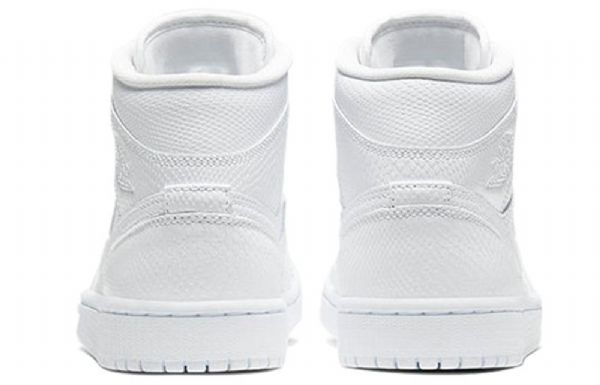 Nike Air Jordan 1 Mid Tops Retro Basketball Shoes Dame Hvite