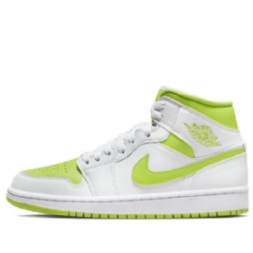 Nike Air Jordan 1 Mid Tops Retro Basketball Shoes Dame Hvite