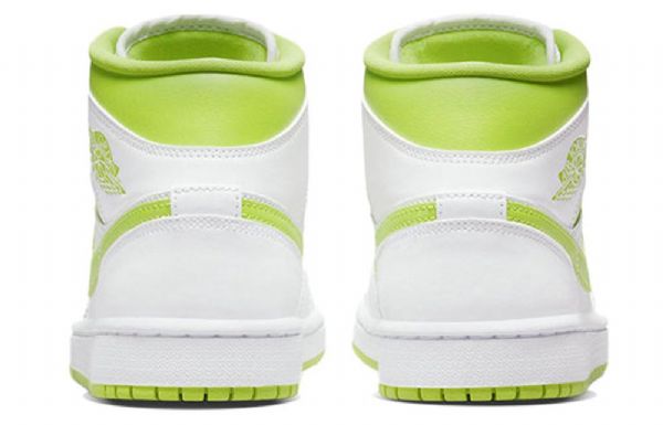 Nike Air Jordan 1 Mid Tops Retro Basketball Shoes Dame Hvite