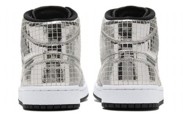 Nike Air Jordan 1 Mid Tops Retro Basketball Shoes Dame Sølv