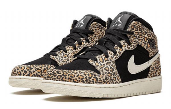 Nike Air Jordan 1 Mid Tops Se Gs Basketsko Herre Leopard