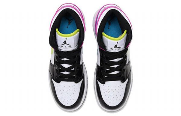 Nike Air Jordan 1 Mid Tops Se Gs Basketsko Herre Svarte Hvite Fuchsia