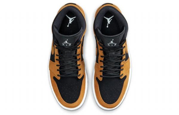 Nike Air Jordan 1 Mid Tops Se Retro Basketball Shoes Dame Brune Hvite