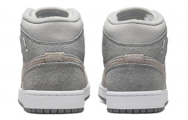 Nike Air Jordan 1 Mid Tops Se Retro Basketball Shoes Dame Grå