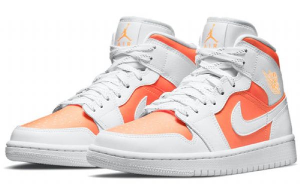 Nike Air Jordan 1 Mid Tops Se Retro Basketball Shoes Dame Hvite Oransje