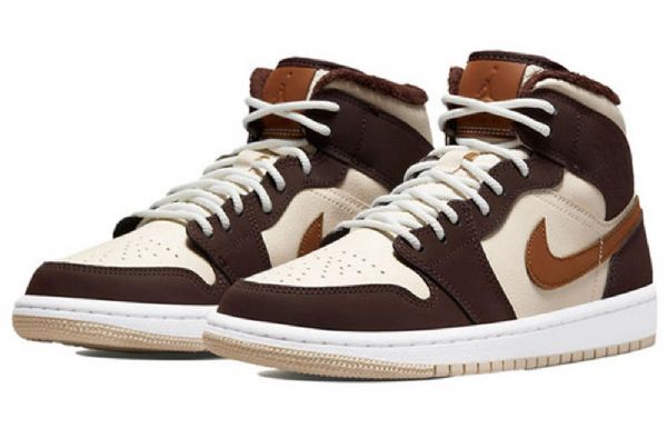 Nike Air Jordan 1 Mid Tops Se Retro Basketball Shoes Dame Pisket Krem Mørke Brune Sjokolade