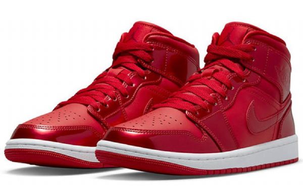 Nike Air Jordan 1 Mid Tops Se Retro Basketball Shoes Dame Rød