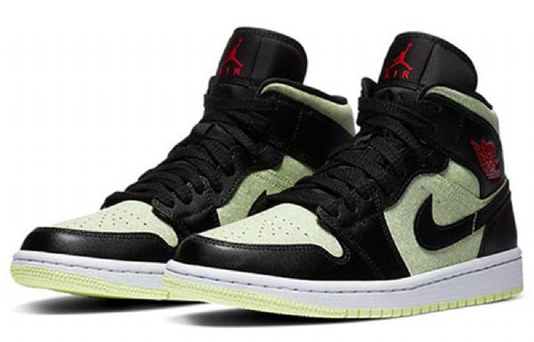 Nike Air Jordan 1 Mid Tops Se Retro Basketball Shoes Dame Svarte