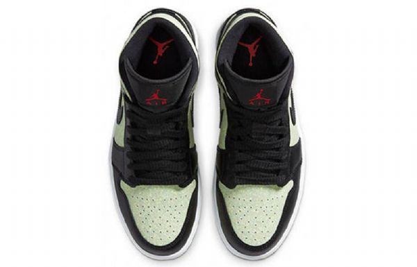 Nike Air Jordan 1 Mid Tops Se Retro Basketball Shoes Dame Svarte